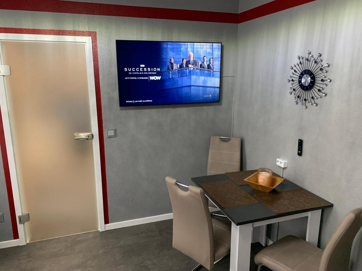 Exklusive Stadtwohnung Am Elbradweg: Best-Preis-Fewo Rathausblick 1 Fuer Max. 3 Pers. Inkl. Wlan, Prime Video & Self Check-In Wittenberge Luaran gambar